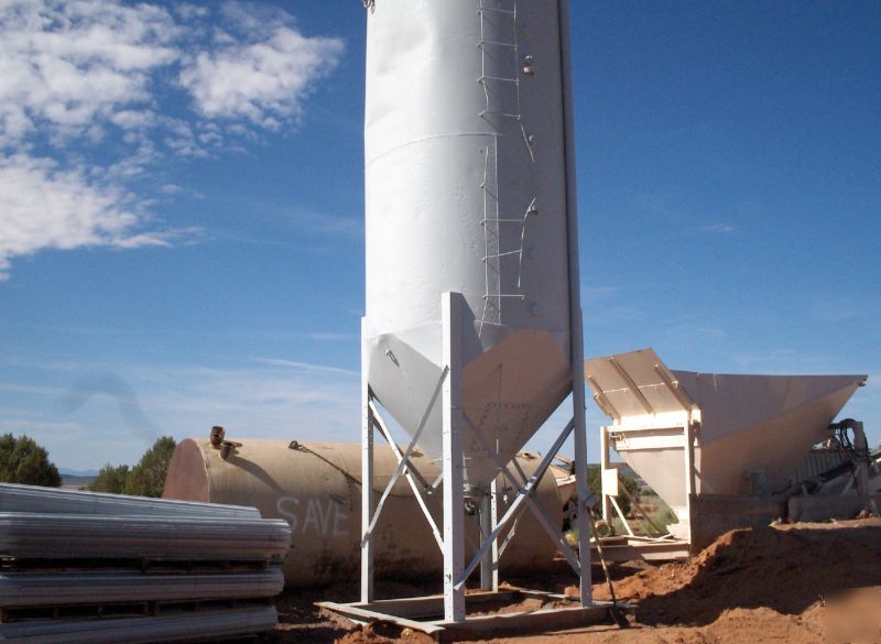 Cement powder silo dry bulk stand up tilt w/ stands