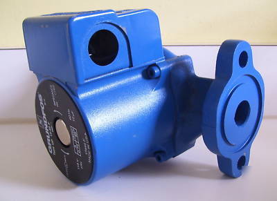 Grundfos UP15-42F t/B2 circulator cast iron brute pump 