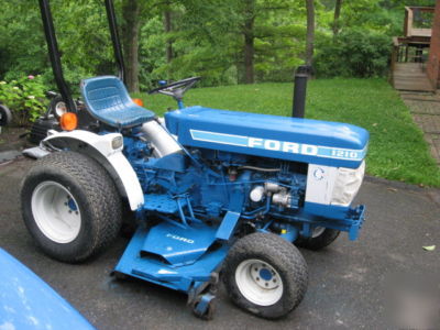1986 ford 1210 4WD deisel compact tractor 