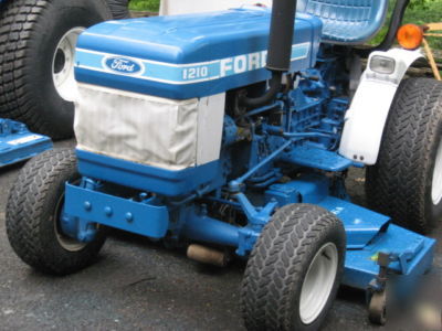 1986 ford 1210 4WD deisel compact tractor 