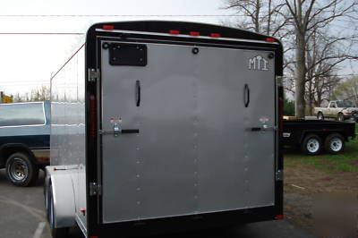2010 7X14 cargo trailer, round top, ramp door,twin axle