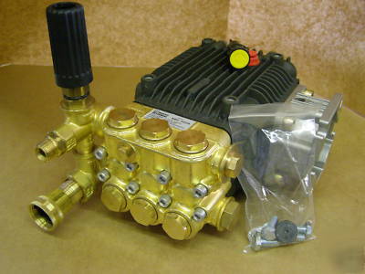 New pressure washer pump, ar, 3GPM@2500 psi, 3/4