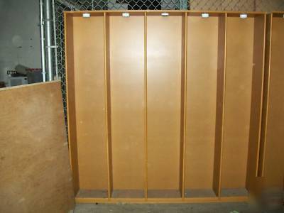 Snowboard displays lighted