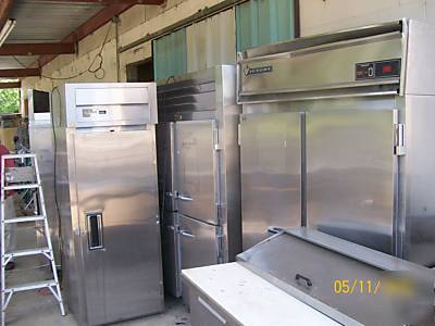 Refrigeration cooler freezer prep stations