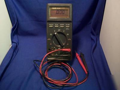 Fluke 8025B dm digital multimeter/with test leads