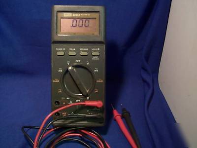 Fluke 8025B dm digital multimeter/with test leads