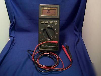Fluke 8025B dm digital multimeter/with test leads
