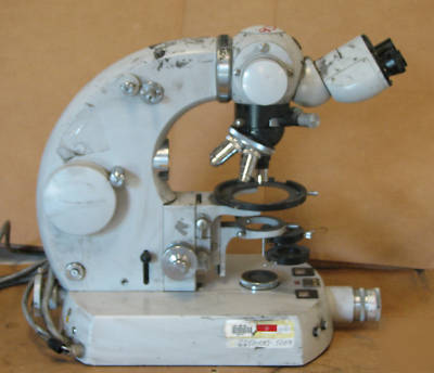 Carl zeiss microscope with 5 objectives 