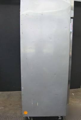 Beverage air freezer reach in model EF48-1AS