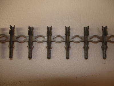 Superior die set, terminal wire end crimping die