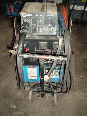 Miller mig welder CP300 wire feed welder w/flow meter