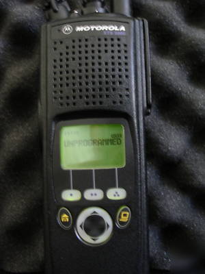 Motorola XTS5000 uhf 380-470MHZ model 2 impres xts 5000