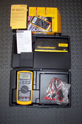 New fluke 787 process meter w/hard case, brand 