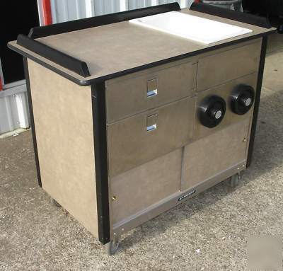 Used lakeside mobile drink / snack serving cart cabinet