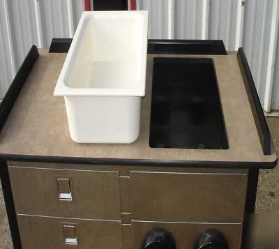 Used lakeside mobile drink / snack serving cart cabinet