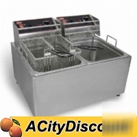Cecilware electric deep fryer counter w/ 2 15LB tanks