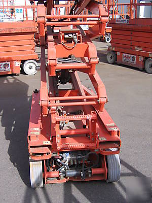 3246 E2 jlg - 32' scissor lift - ariel work platform