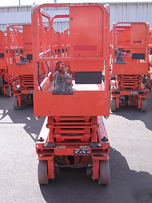 3246 E2 jlg - 32' scissor lift - ariel work platform