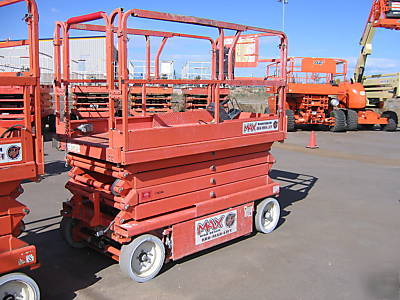 3246 E2 jlg - 32' scissor lift - ariel work platform