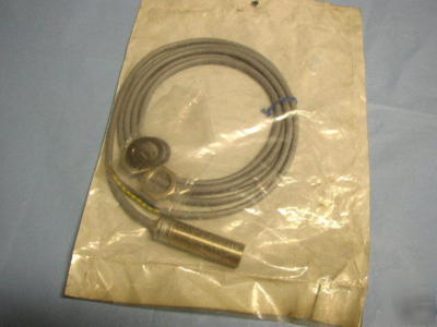 Allen-bradley inductive prox. sensor #872C-A5C18-A2