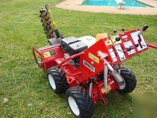 Barreto 1324-D4 4WD walk behind trencher backhoe 291HR