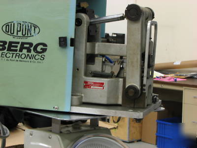 Berg PV250A pneumatic crimping machine used