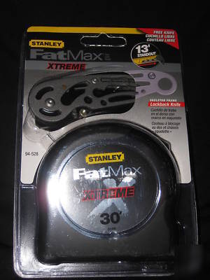 Stanley fat max measuring tape w/ lockback knife