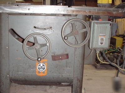 Walker turner tilting arbor table saw 5 hp 3 phase