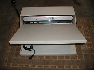 Didde heated plastic plate bender, ternes