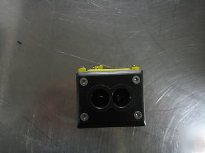 New banner omni-beam power block OPBA2 # 27093 