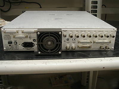 Tektronix TSG1001 test signal generator