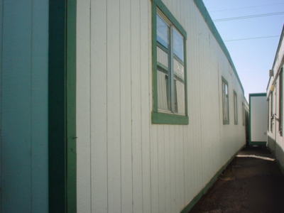 12' x 60' mobile office building / trailer