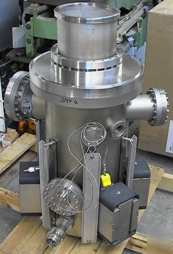 Heated 9-port varian ultra high vacuum research chamber
