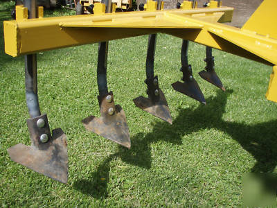 New tractor cultivator for 3 point hitch ( heavy duty ) 