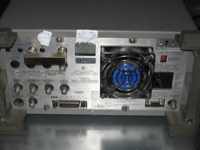 Agilent hp 8591A 1.8GHZ opt 010-021 9KHZ spectrum 