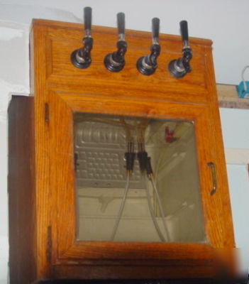 4 bottle wine dispenser preservation unit