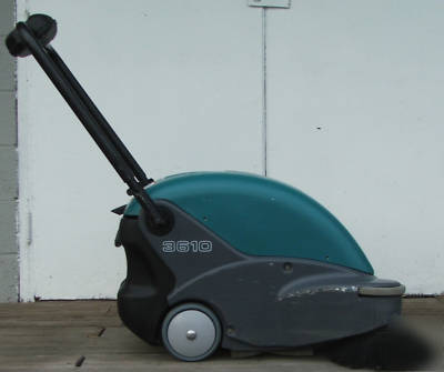 Tennant 3610 battery sweeper