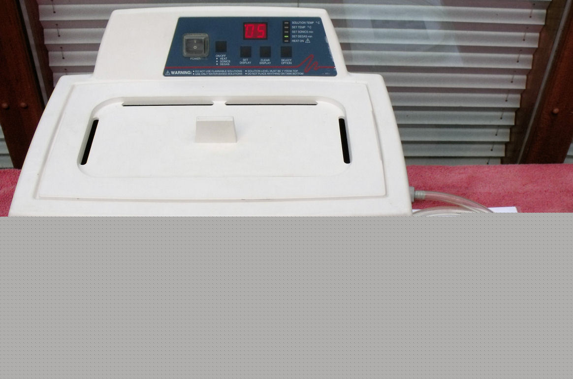 Branson 3210R-dth 1.5 gallon ultrasonic cleaner 3510DTH
