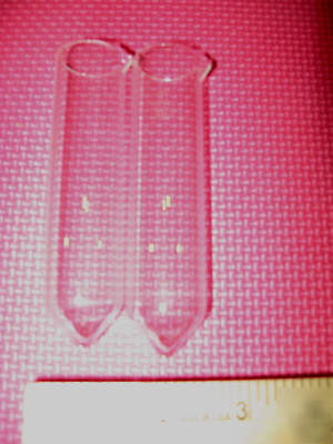 2 pyrex glass test tubes, 40 ml, spout for pouring