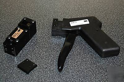 3M chg series pistol-grip activator 3586-12 and 3624-22