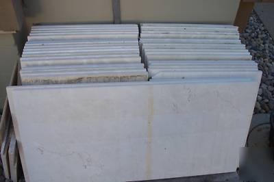 Large marble tile 3/4