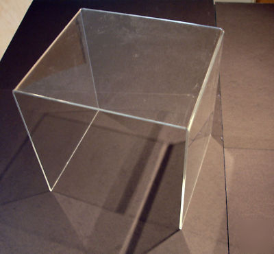 Retail display set -- 19 pieces excellent condition 