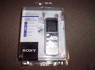 New sony digital voice recorder icd-BX700 288 hours 1GB