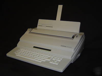 Brother em-630 electronic typewriter with display*save*