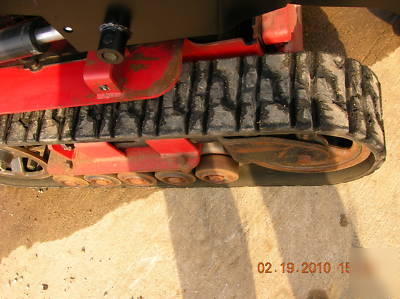 Toro dingo compact loader
