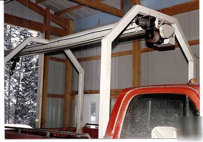 Truck loader - 3000 lift capacity for pick up truck 