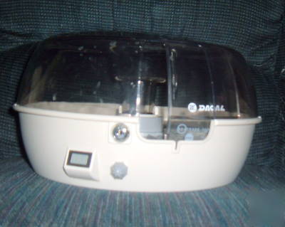 Dacal technology cd library - holds 150 discs