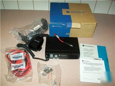 New ~ motorola radius CM200 uhf 40W 4CH two way radio