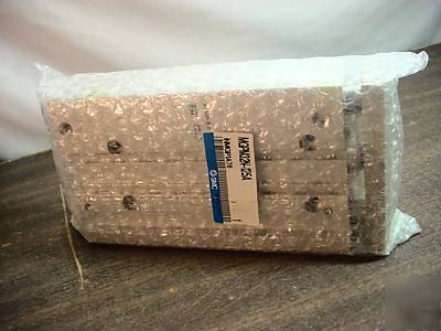 Smc pneumatic actuators 32MM bore 125MM stroke