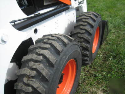 Bobcat 863G skidsteer, starts runs & operates properly